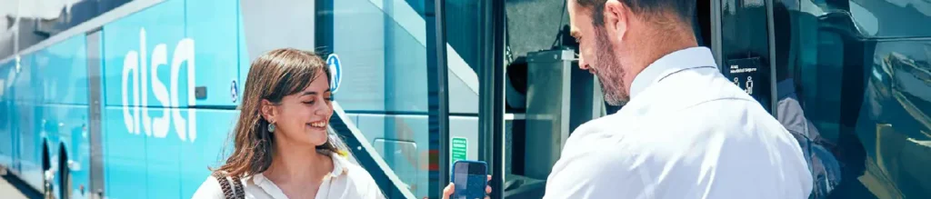 ¿Cómo contactar con Ryanair Barcelona