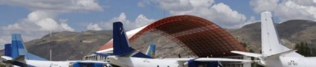 ¿Cómo llamar al aeropuerto de Perú