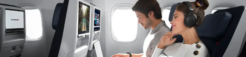 ¿Cómo puedo cambiar el nombre del pasajero en el billete de Air France