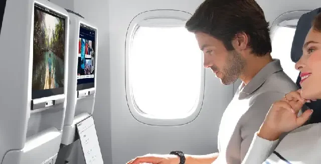 ¿Cómo puedo cambiar el nombre del pasajero en el billete de Air France